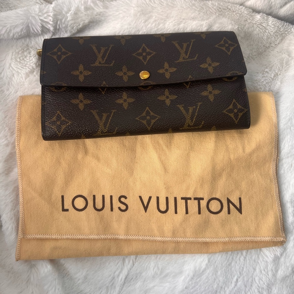 Authentic Louis Vuitton Wallet